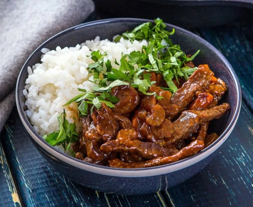 Рис с говядиной  - передать осужденному в СИЗО, ИК, КП, ЛИУ, Тюрьмы